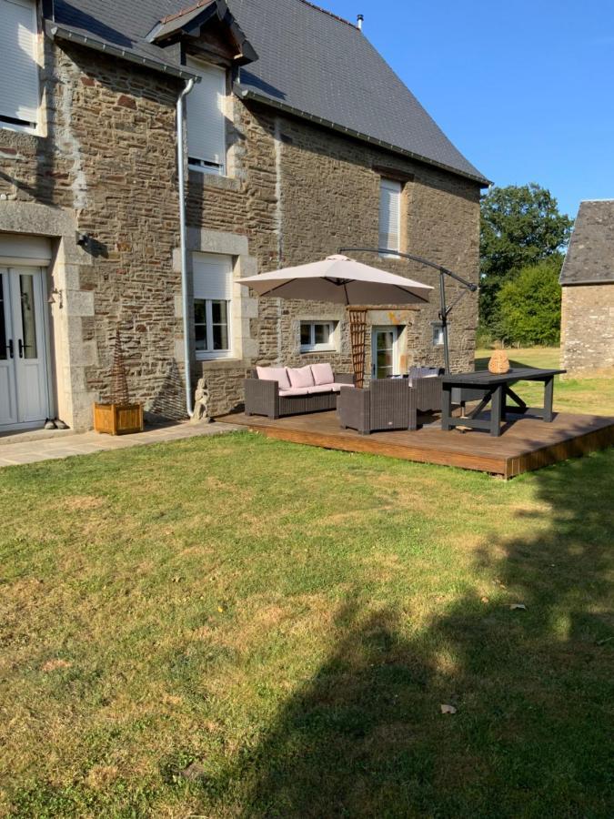 Welcoming And Peaceful Bed And Breakfast Fougerolles-du-Plessis Exterior photo